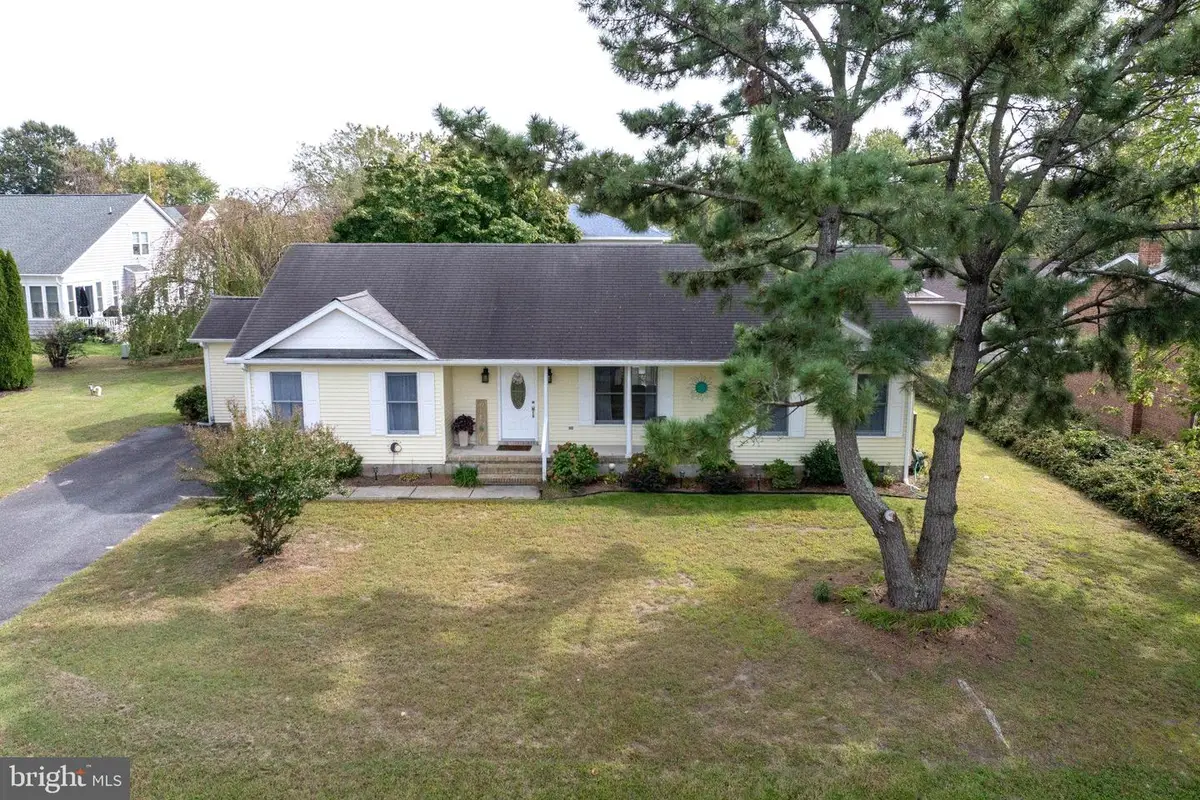 736 Hickman Dr, Ocean View, DE 19970 - #1