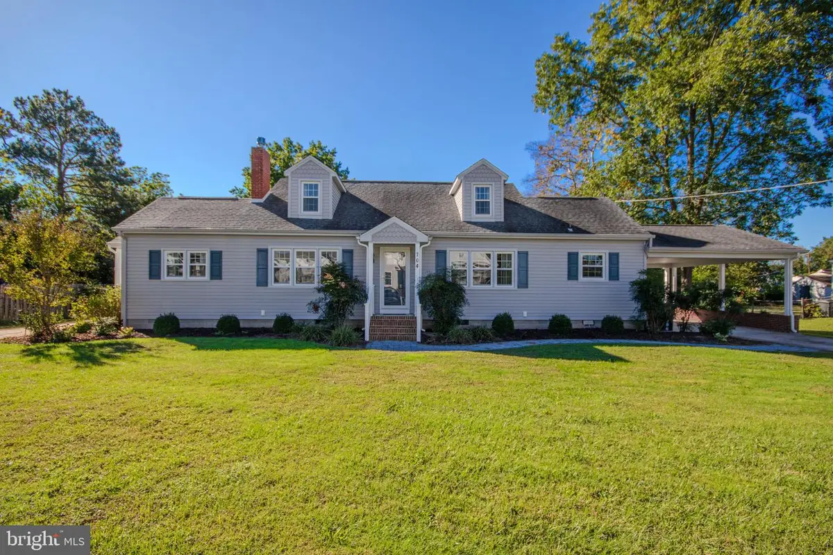 704 Delaware Ave, Delmar, DE 19940 - #1
