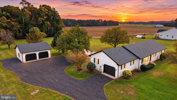 4604 Woodpecker Rd, SEAFORD, DE 19973