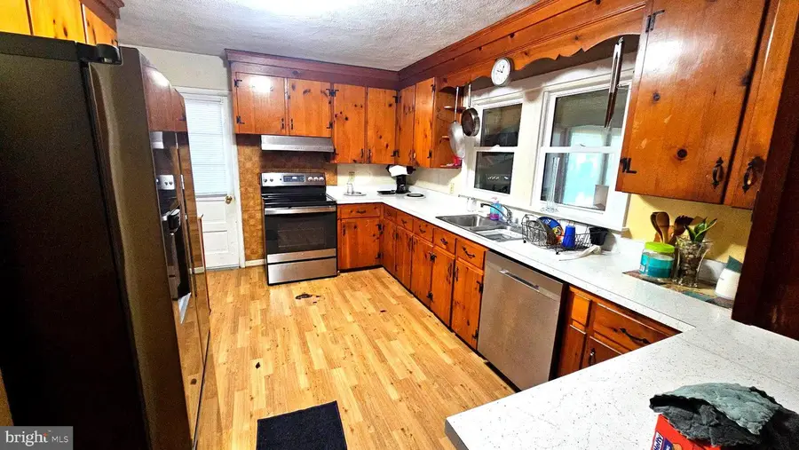 210 N Market St, Seaford, DE 19973 - #2