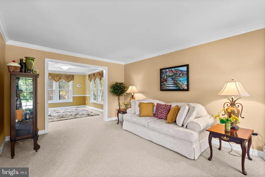 156 Longfellow Dr, Millersville, MD 21108 - Image #3