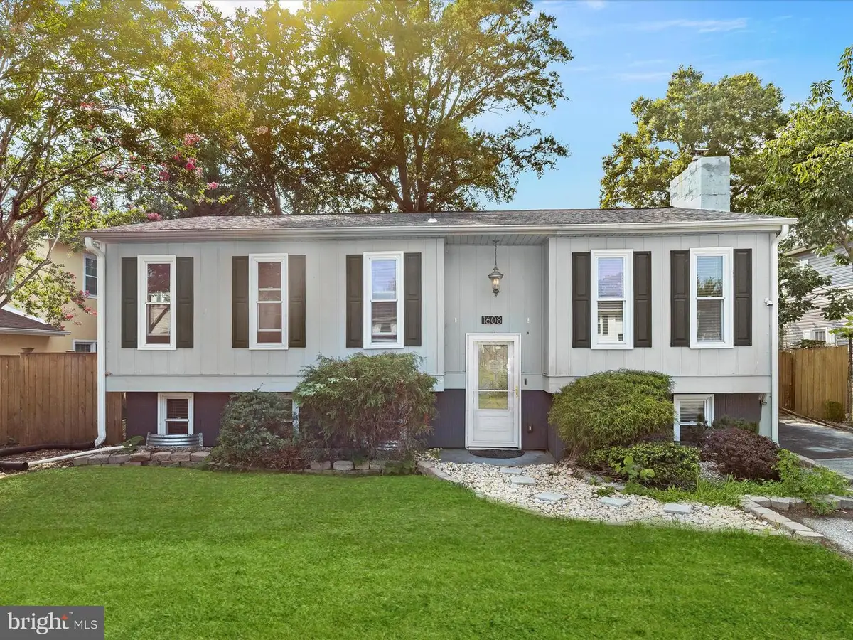 1608 Havre De Grace Dr, Edgewater, MD 21037 - Image #1