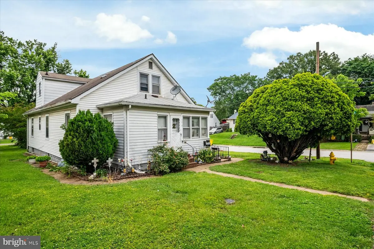 216 Charles St, Baltimore, MD 21225 - Image #1