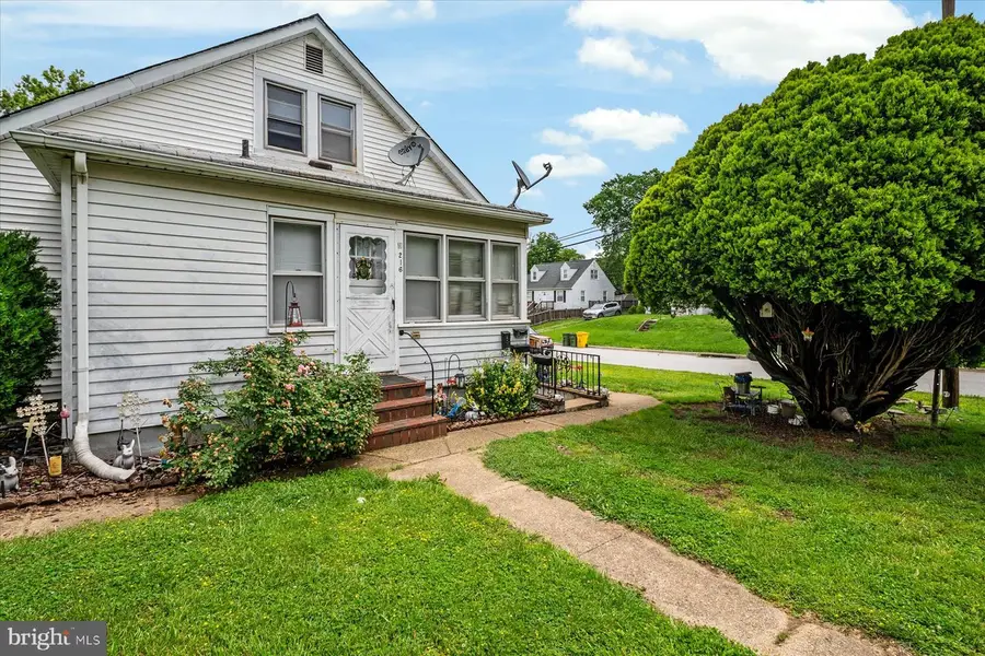 216 Charles St, Baltimore, MD 21225 - Image #2