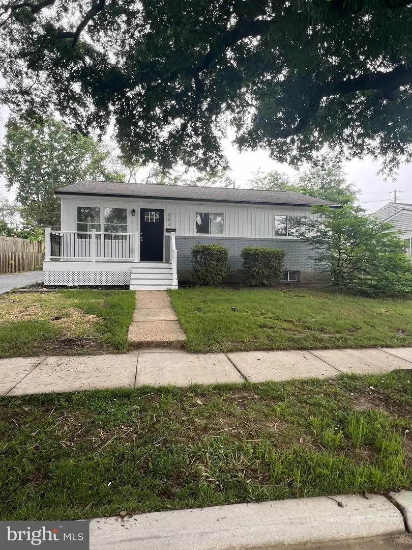 202 Hollywood Ct, Glen Burnie, MD 21060 - Image #1