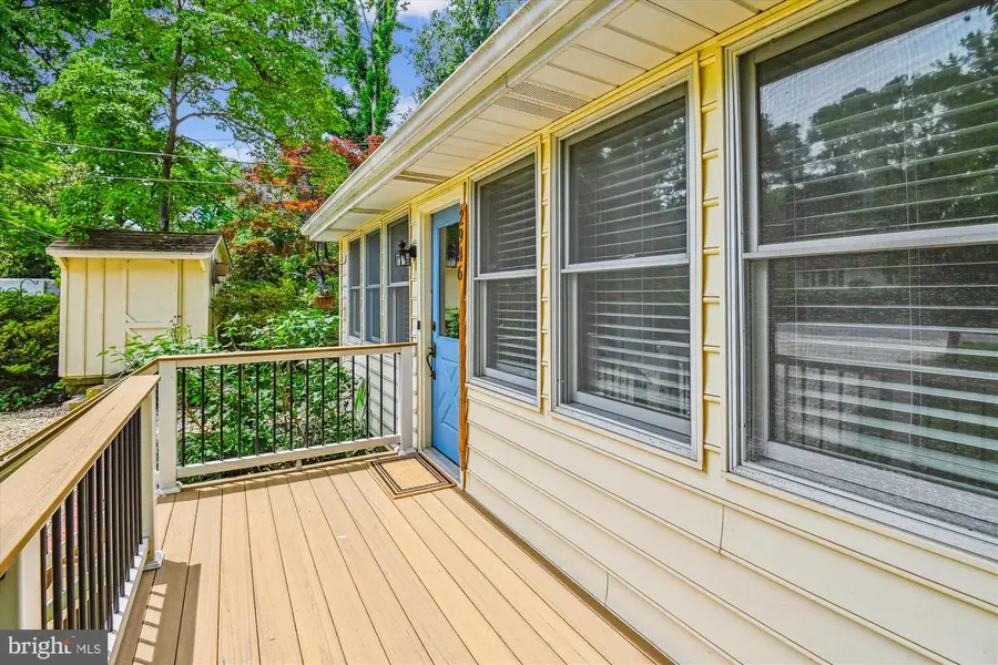 2946 Edgewater Dr, Edgewater, MD 21037 - Image #3