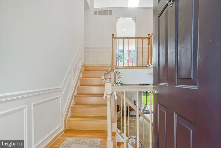 674 Teton Dr, Lothian, MD 20711 - Image #3