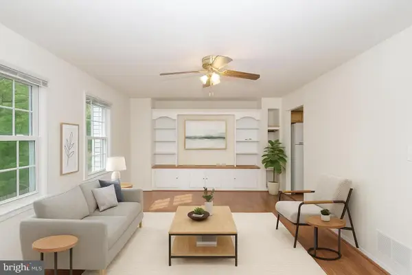 1822 Foxdale Ct, CROFTON, MD 21114