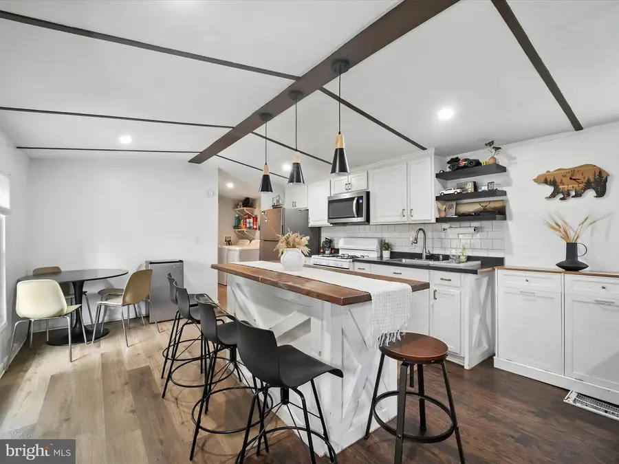 6 Patuxent Mobile Estate, Lothian, MD 20711 - Image #2