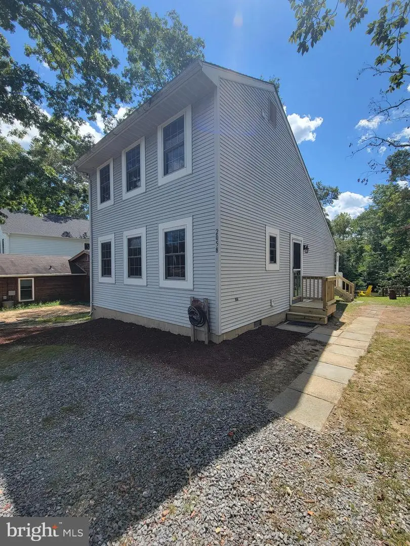 2058 Shore Dr, Edgewater, MD 21037 - Image #3