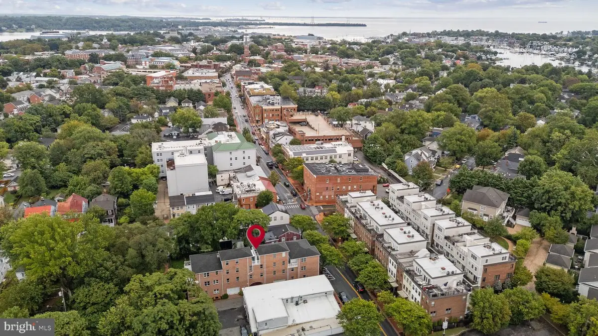 222 West St #e, Annapolis, MD 21401 - Image #1