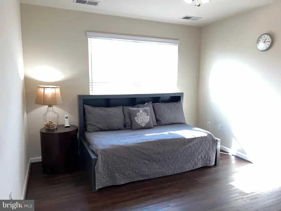 7817 Stonebriar Dr, Glen Burnie, MD 21060 - Image #3