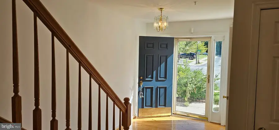 8725 Silent Ct, Odenton, MD 21113 - Image #2