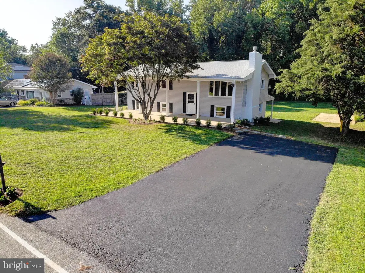 3820 Outrigger Dr, Edgewater, MD 21037 - Image #1