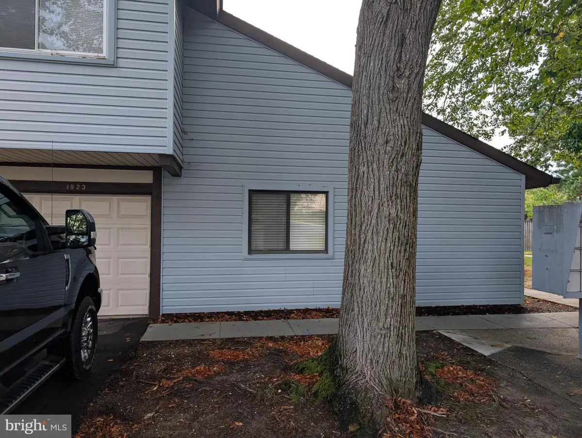 1923 Everglade Ct, Crofton, MD 21114 - Image #1