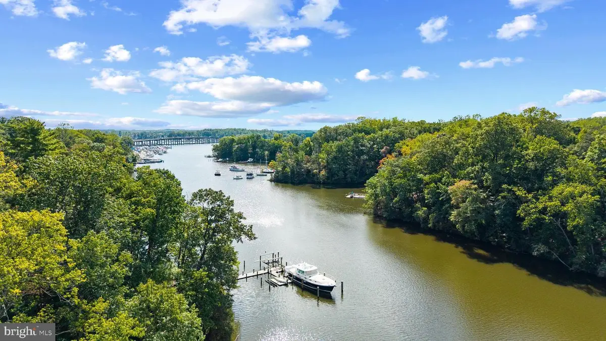 105 Wallace Manor Rd, Edgewater, MD 21037 - #1