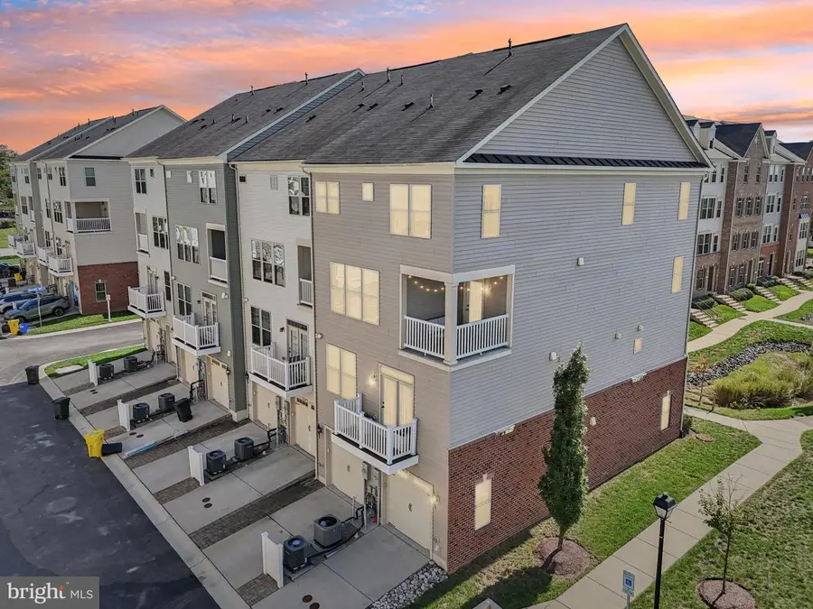 8031 Orchard Grove Rd, Odenton, MD 21113 - Image #3