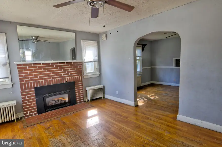 119 W Edgevale Rd, Baltimore, MD 21225 - Image #3