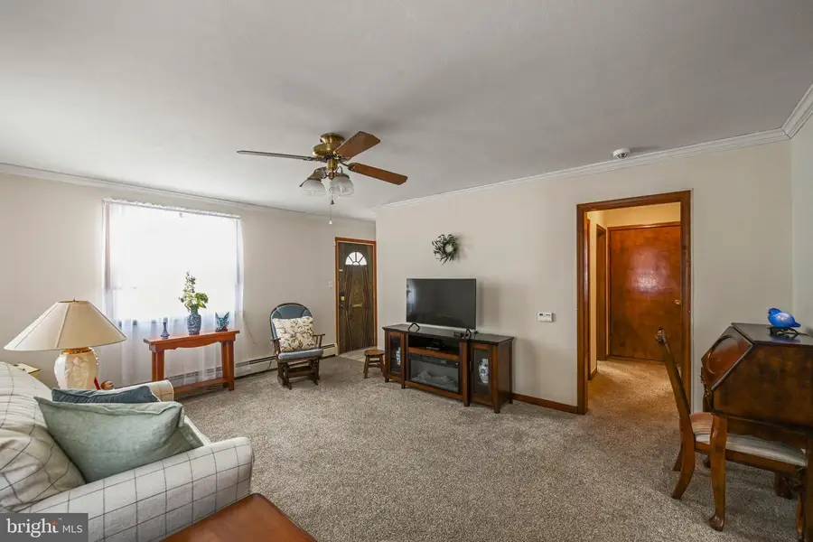 1027 Upton Rd, Glen Burnie, MD 21060 - #3