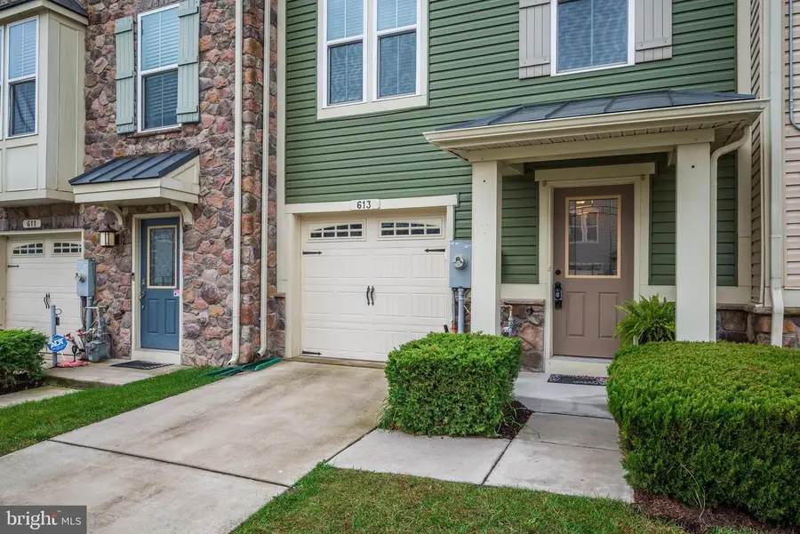 613 Foxwood Dr, Glen Burnie, MD 21060 - Image #2
