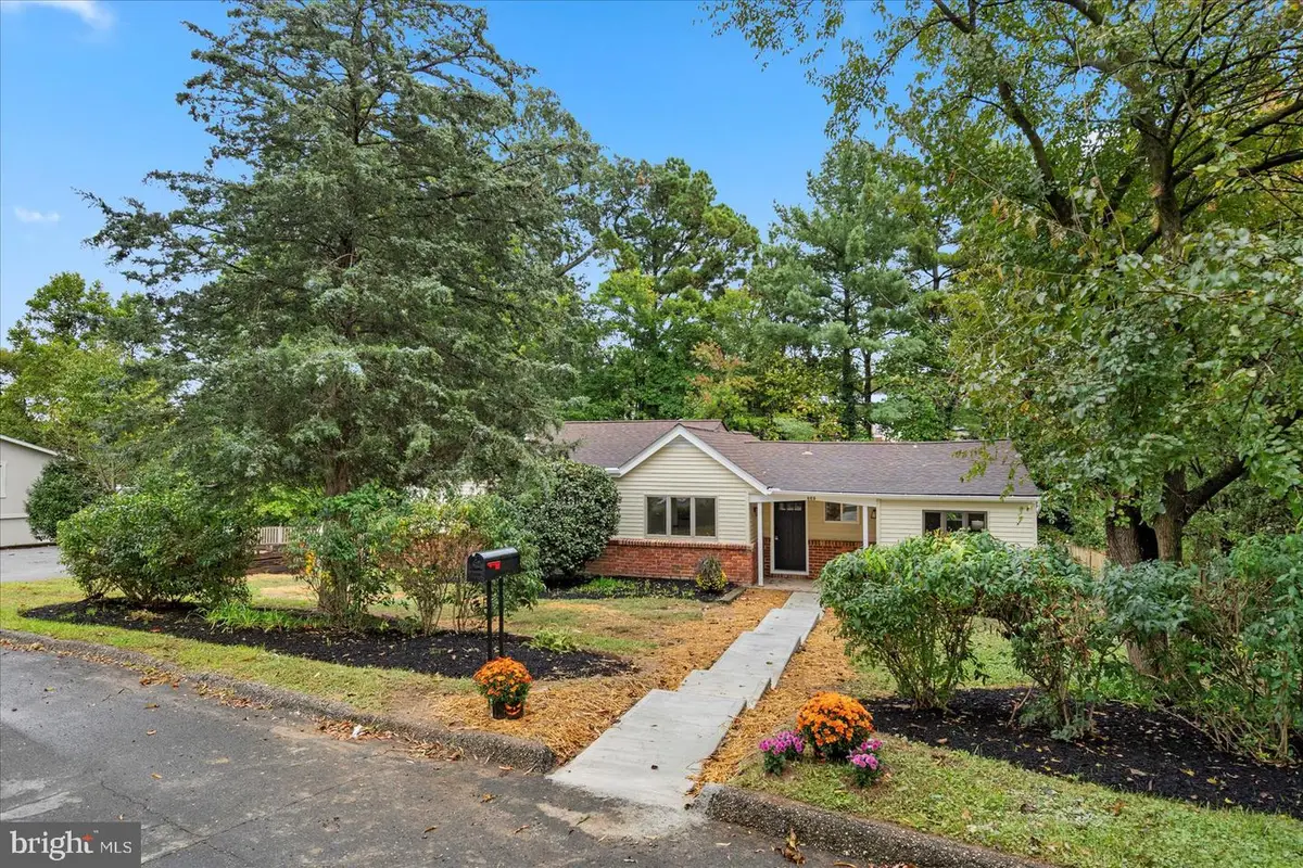 969 Tidewater Rd, Pasadena, MD 21122 - Image #1