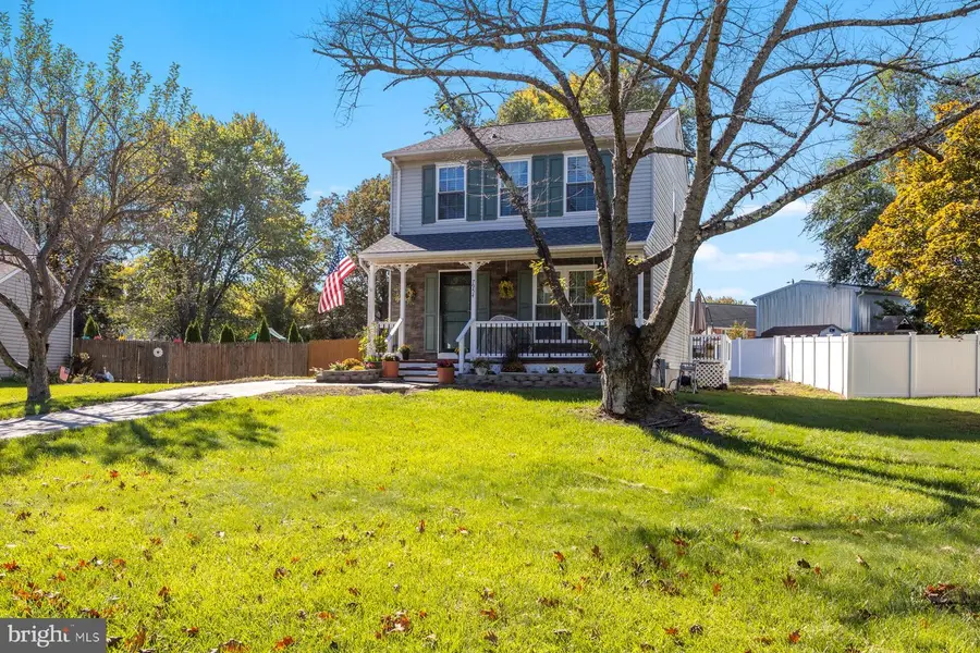 7954 Cobbler Ln, Pasadena, MD 21122 - Image #2