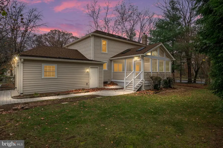 201 Autumn Chase Dr, Annapolis, MD 21401 - Image #2