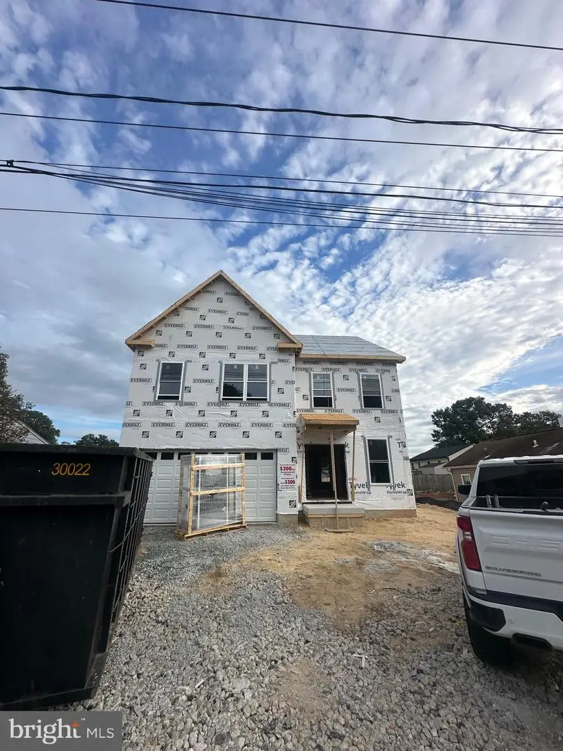 715 207th St, Pasadena, MD 21122 - Image #2