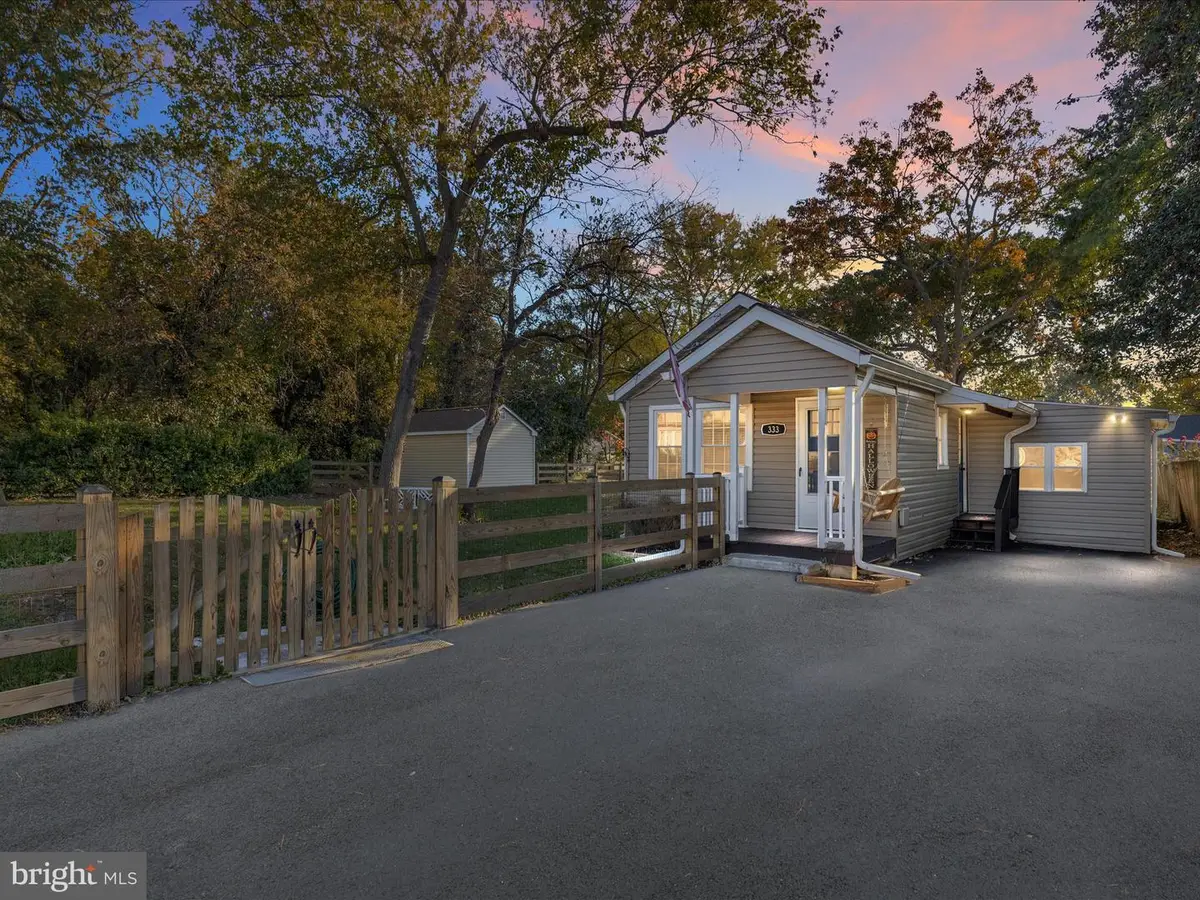 333 Magothy Beach Rd, Pasadena, MD 21122 - Image #1