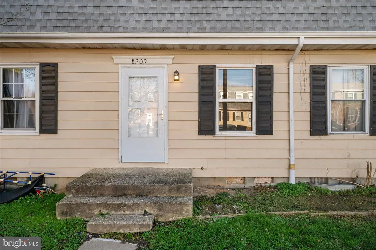 8209 Coatsbridge Ct, Severn, MD 21144 - Image #1