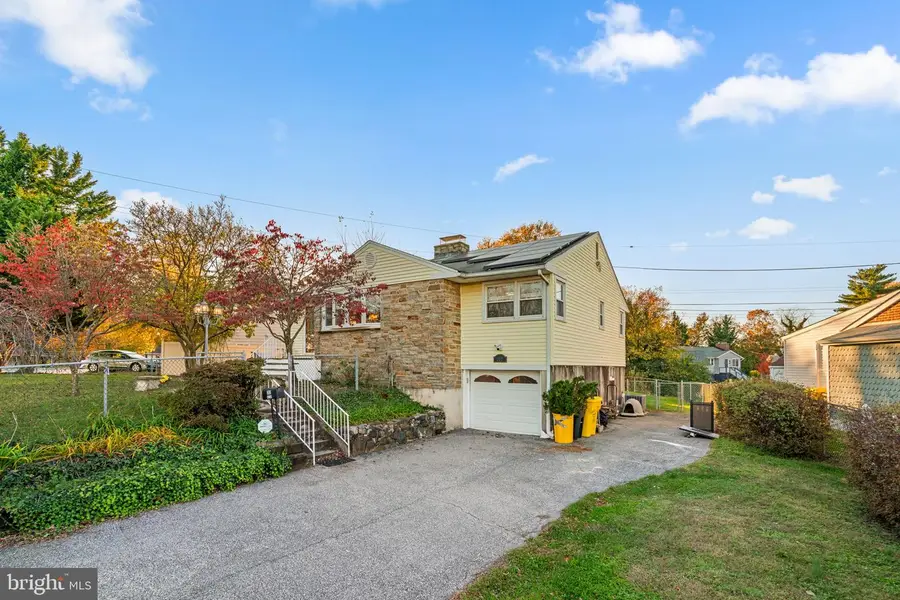 302 Regency Cir, Linthicum Heights, MD 21090 - Image #2