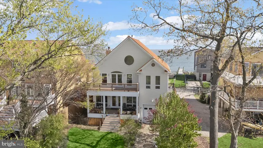 2113 Lake Dr, Pasadena, MD 21122 - #3