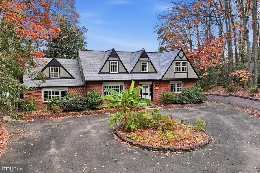 100 Rustic Ridge Rd, Severna Park, MD 21146 - Image #2