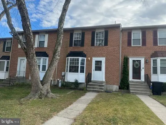 323 Cool Breeze Ct, Pasadena, MD 21122 - Image #1