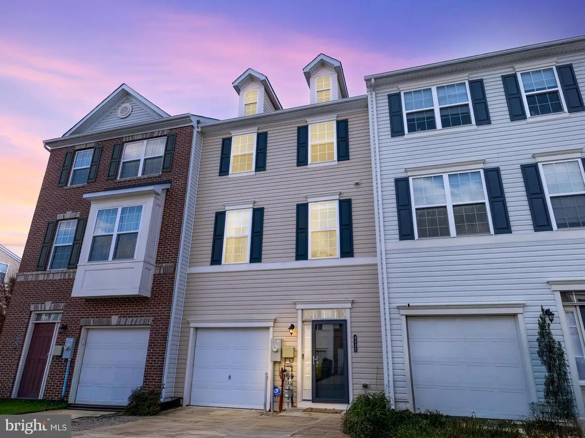 8532 Golden Eagle Ln, Severn, MD 21144 - Image #1