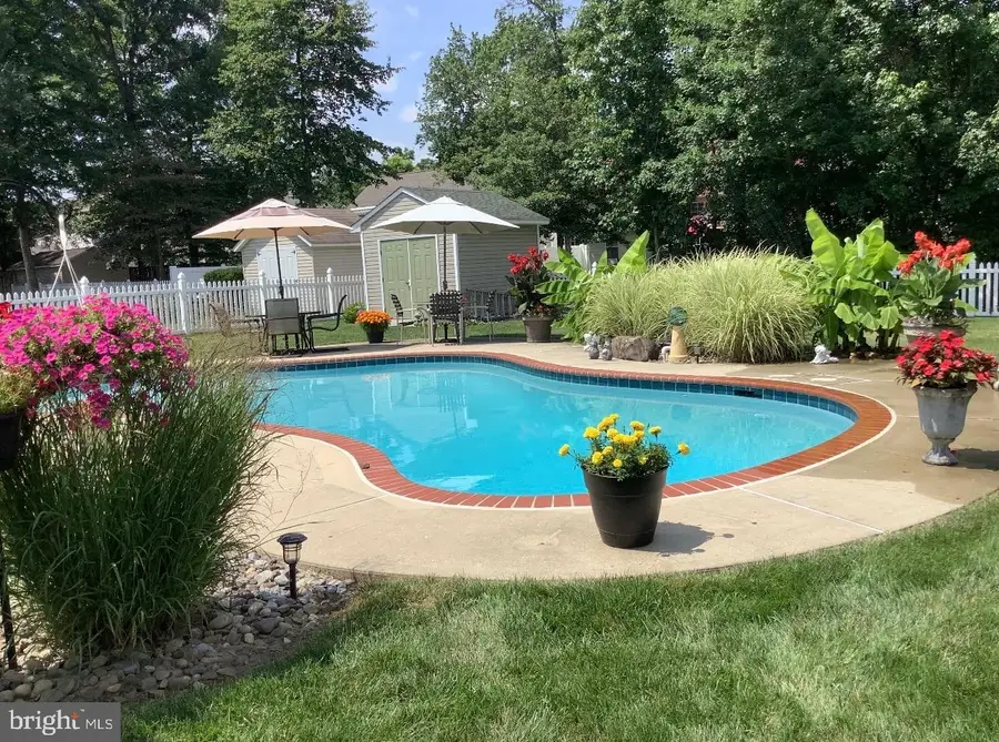 706 Willow Tree Dr, Glen Burnie, MD 21060 - Image #3