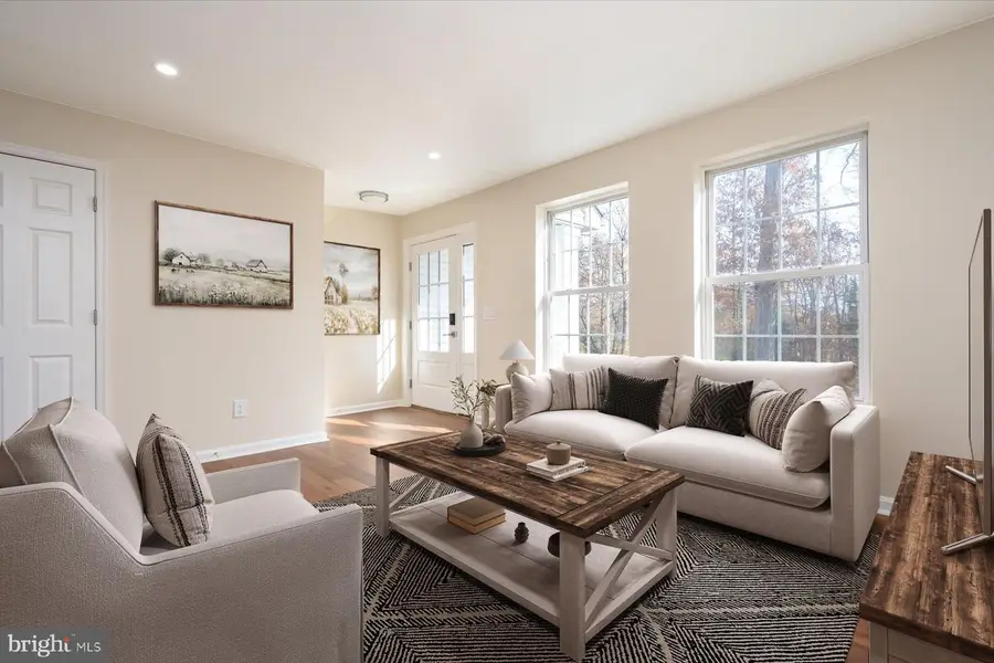 2942 Southaven Dr, Annapolis, MD 21401 - Image #2