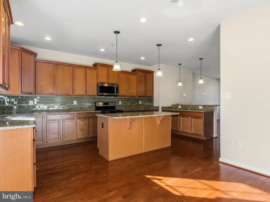 7711 Gaston Pl, Glen Burnie, MD 21060 - Image #2