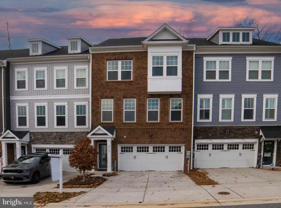 8369 Meadowood Dr, Hanover, MD 21076 - Image #2