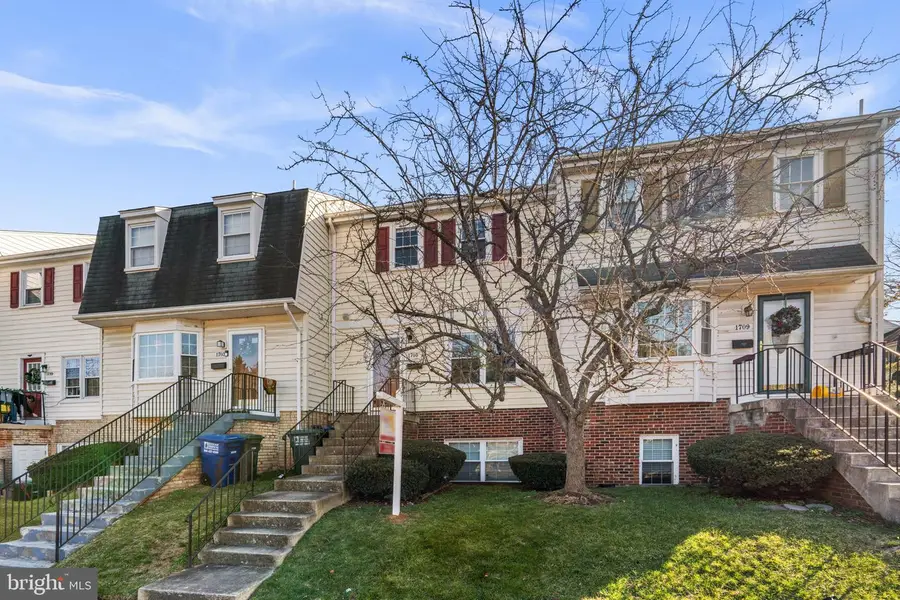 1705 Hart Ct, Crofton, MD 21114 - Image #3