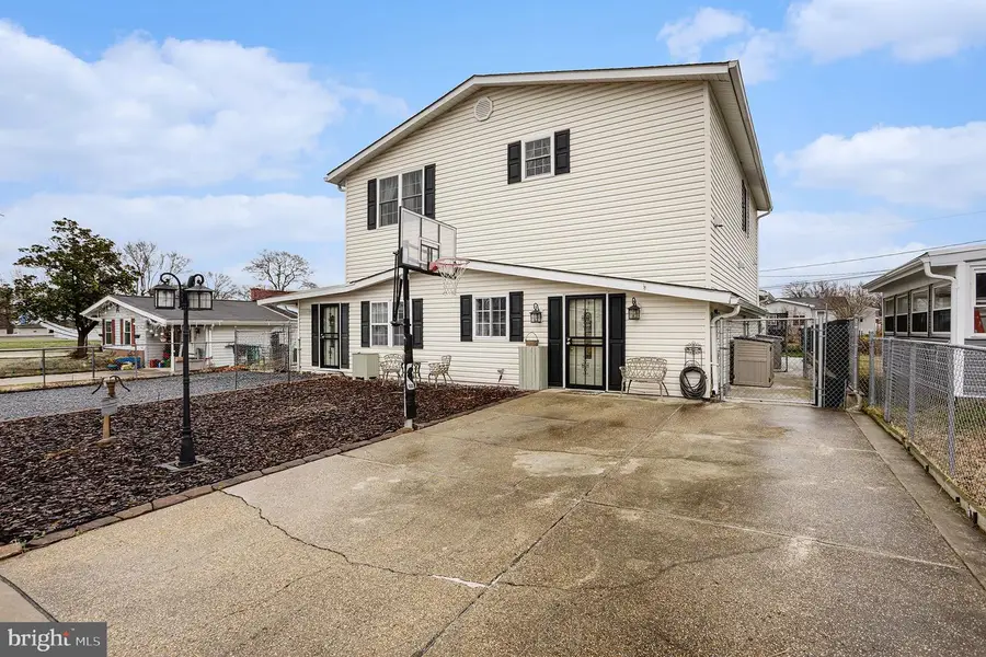 515 Morningside Dr, Glen Burnie, MD 21061 - Image #3