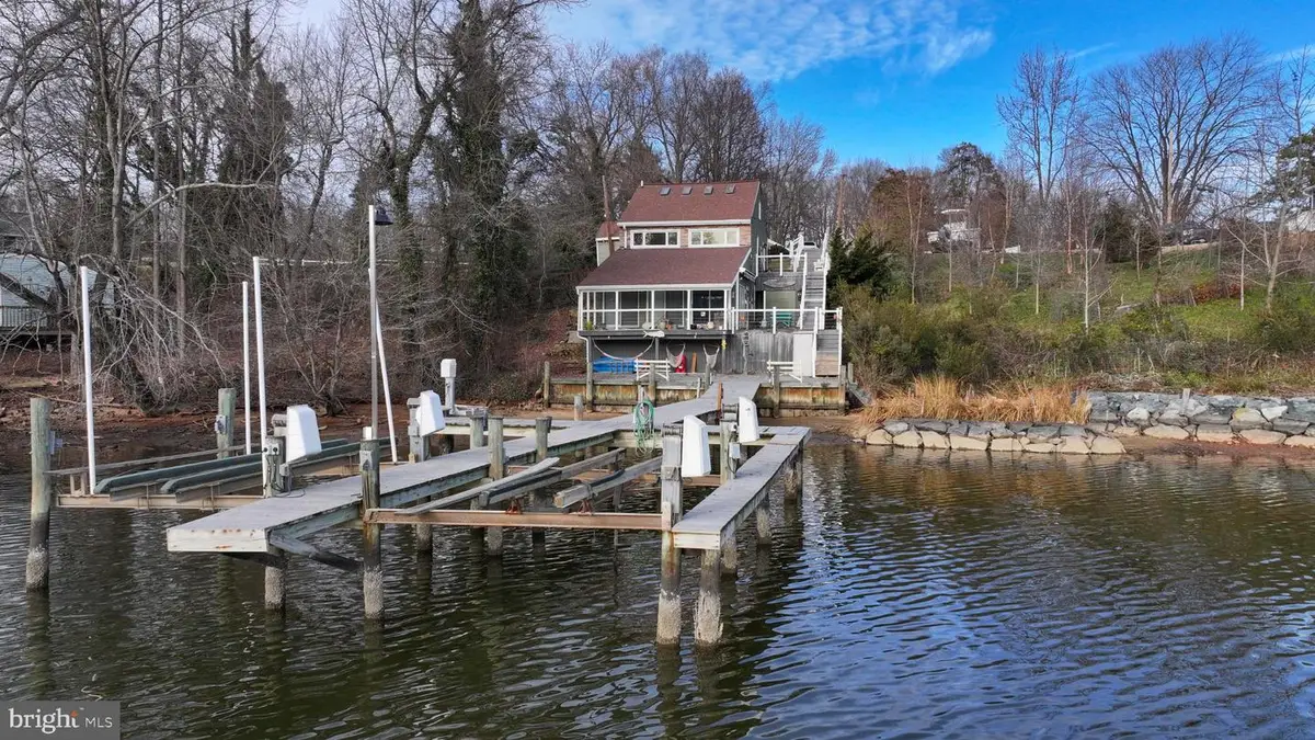 811 N Long Cove Rd, Glen Burnie, MD 21060 - Image #1