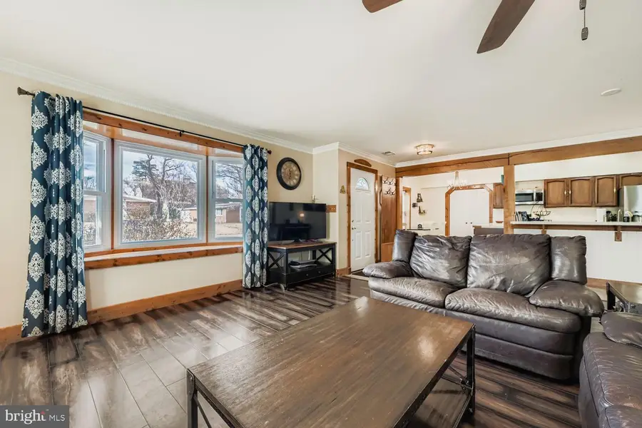 1121 Nottingham Dr, Glen Burnie, MD 21061 - Image #3