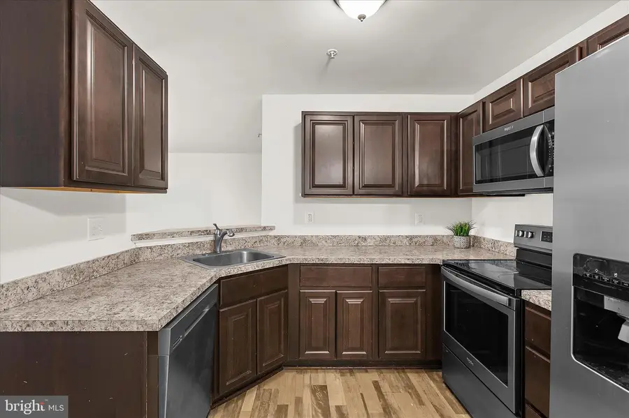 310 Blue Water Ct #101, Glen Burnie, MD 21060 - Image #2