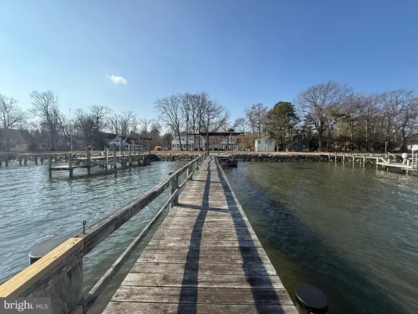 850 And 852 Bay Front Ave, NORTH BEACH, MD 20714