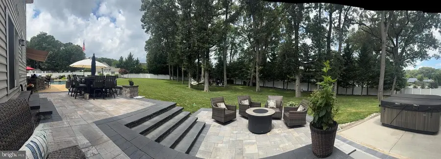 718 Penny Ct, Pasadena, MD 21122 - Image #2