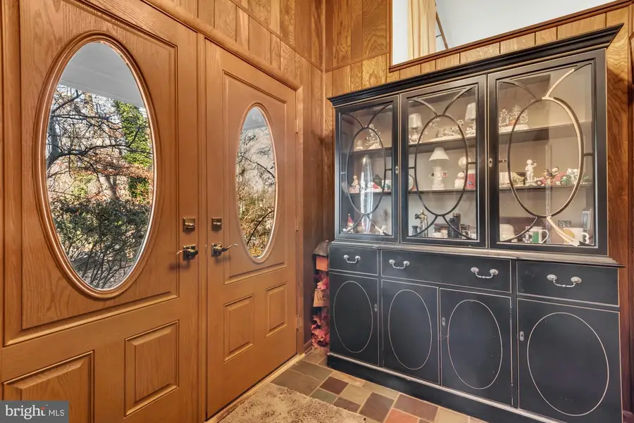 25 Pocono Dr, Arnold, MD 21012 - Image #2