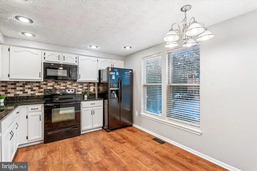 559 Melissa Ct, Arnold, MD 21012 - Image #2