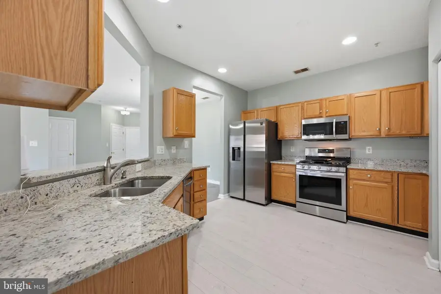 2402 Chestnut Terrace Ct #202, Odenton, MD 21113 - #2