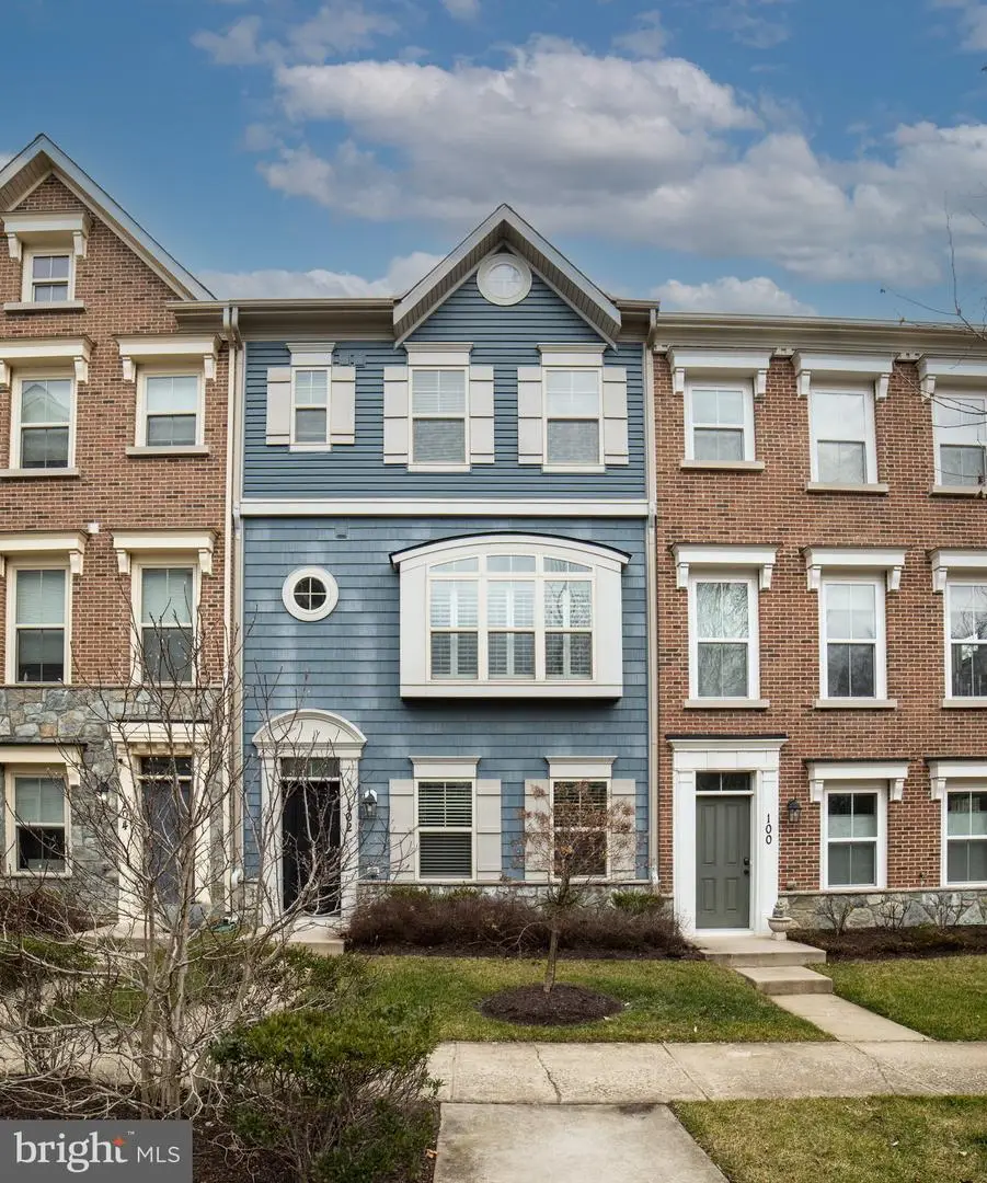 102 Vanguard Ln, Annapolis, MD 21401 - Image #1